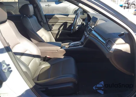 2022 Honda Accord Sport 2.0T z USA, uszkodzony, nr VIN 1HGCV2F38NA002478